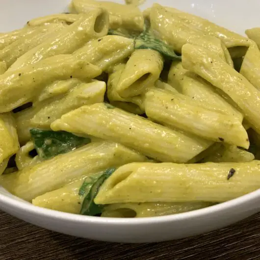 Penne Pasta with Green Sauce