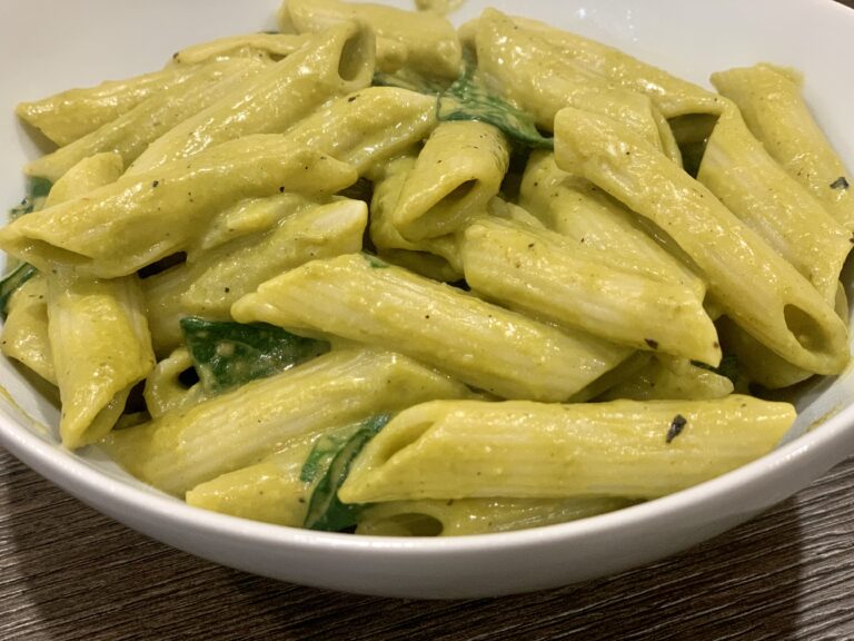 Penne Pasta with Green Sauce