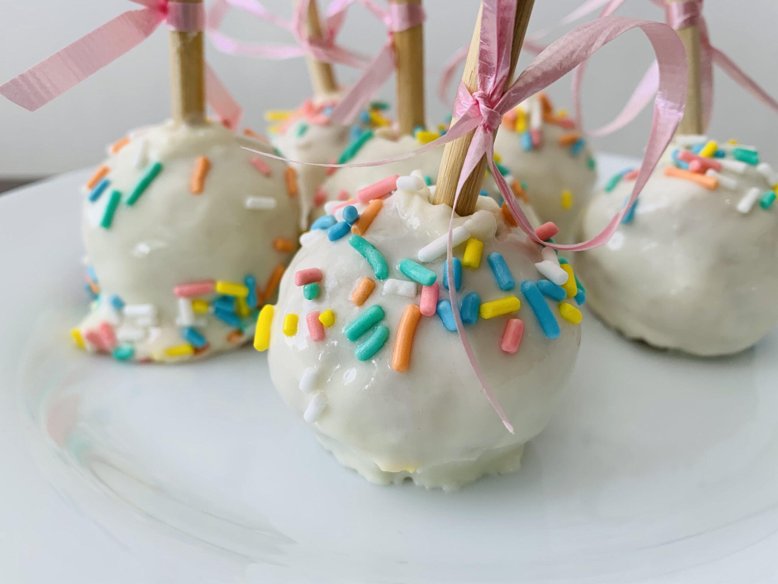 Vanilla Cake Pops