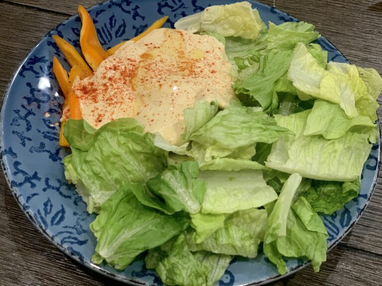 Creamy Hummus as a Meal
