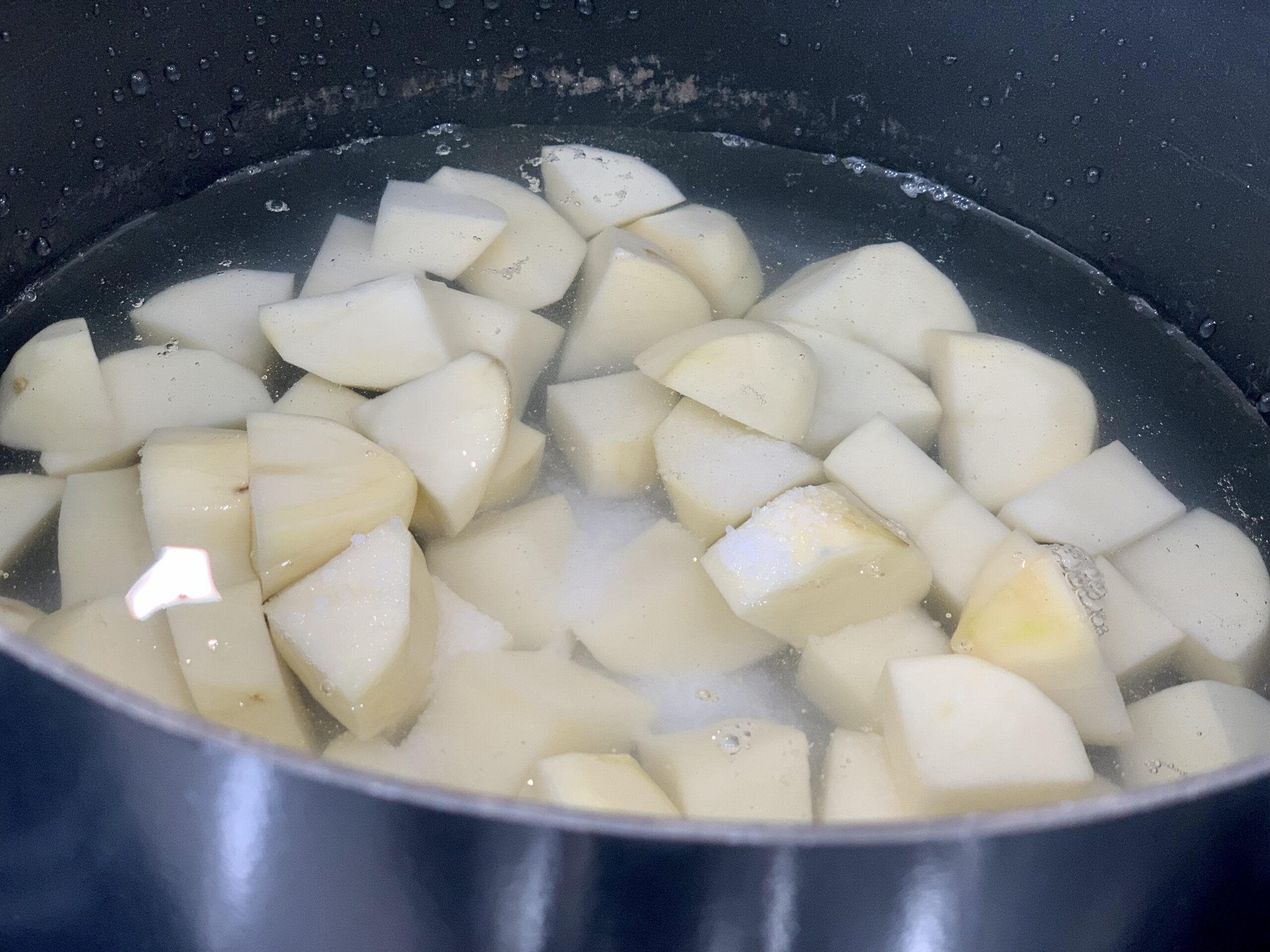 The Best Garlic Mashed Potatoes - HaveRecipes.com